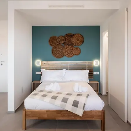 Gentile 46 Blu Luxury Flat *